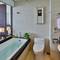 Отель Brilliant Hotel