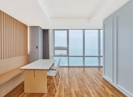 Отель Kolon Seacloud Hotel