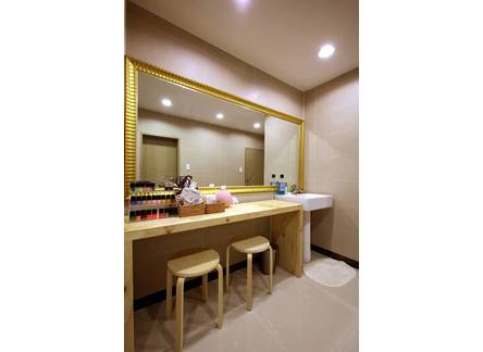 Отель The Guesthouse 