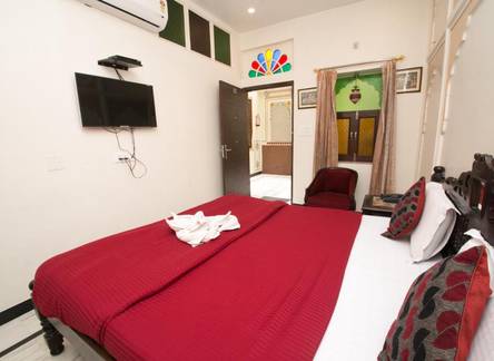 Отель Hotel Kalyan 