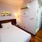 Отель Tune Hotel - Waterfront Kuching 