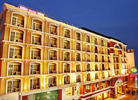 Отель Intimate Hotel