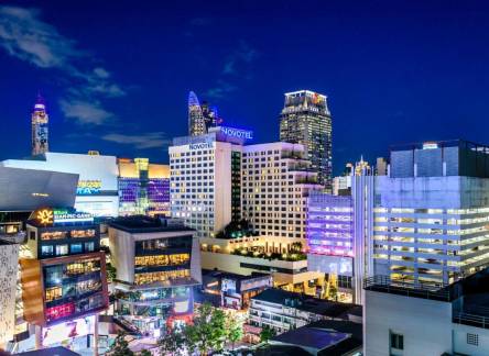 Отель Novotel Bangkok On Siam Square