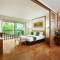 Отель Centre Point Sukhumvit 10