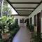 Отель Domicilio Lorenzo Apartelle 