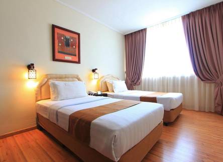 Отель Telang Usan Hotel Kuching 