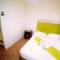 Отель Salem Airport Guesthouse