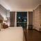 Отель Adelphi Suites Bangkok