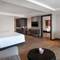 Отель Mercure Bangkok Sukhumvit 11