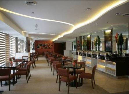 Отель St Giles Hotel, Makati