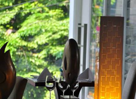 Отель Le Fenix Sukhumvit