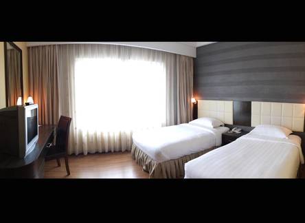 Отель The Mark's Lodge 