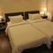 Отель Anisabel Suites 
