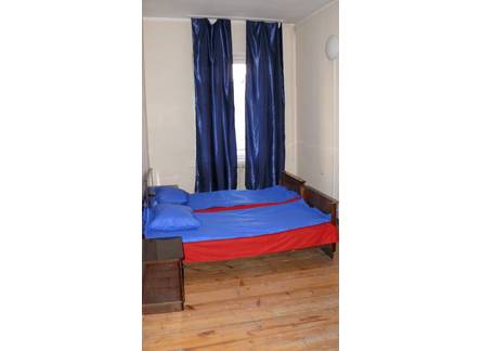 Отель Waltzing Matilda City Hostel 