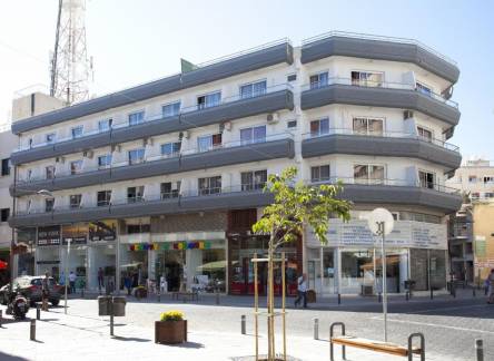 Отель Blazer Residence