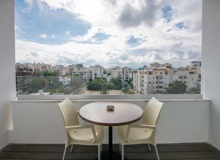 Отель Almond Business Suites