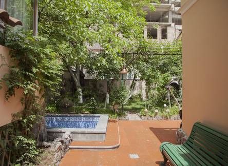 Отель Hin Yerevantsi Hotel