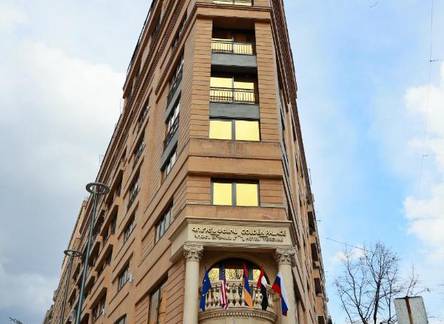Отель Golden Palace Hotel Yerevan