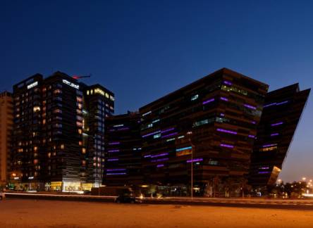 Отель Fraser Suites Doha