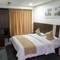 Отель Hotel Alex Caracas 