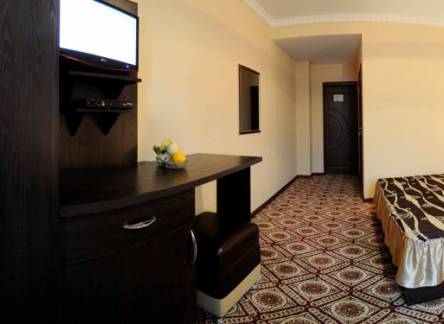 Отель Grand Ist Hotel 