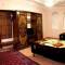Отель New Moon Hotel 