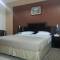 Отель Dolphin Hotel 