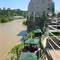 Отель Cruise Hotel & Restaurant