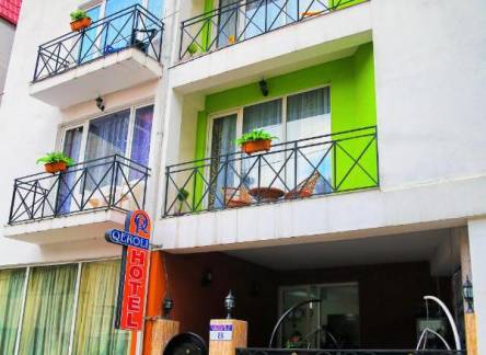 Отель Qeroli Hotel