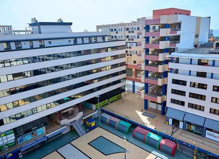 Отель Zentral Center