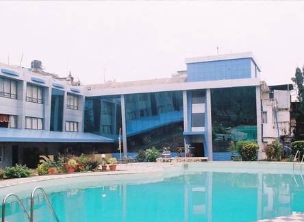 Отель Silver Sands Beach Resort