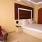 Отель Silver Sands Beach Resort