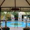 Отель Four Seasons Place