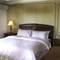 Отель Four Seasons Place