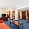 Отель Courtyard By Marriott Shanghai Pudong