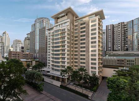 Отель Courtyard By Marriott