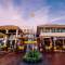 Отель Sea Breeze Jomtien Resort