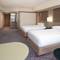 Отель Crowne Plaza Bangkok Lumpini Park