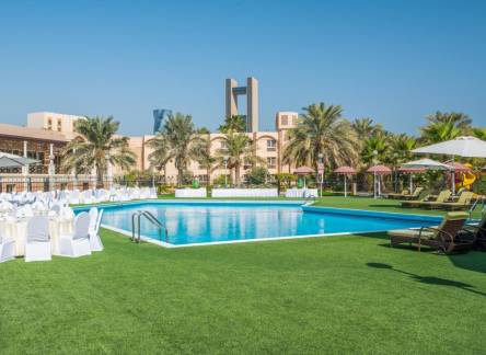 Отель Crowne Plaza Bahrain