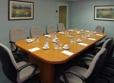 Отель Best Western Oxford Suites Makati