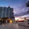 Отель Grand Pacific Sovereign Resort & Spa