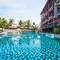 Отель Red Ginger Chic Resort