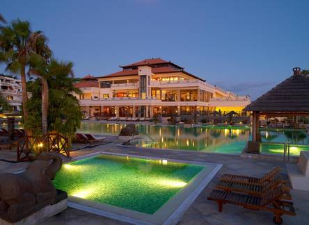 Отель Regency Country Club