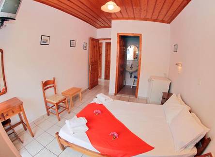Отель Glaros Guesthouse 