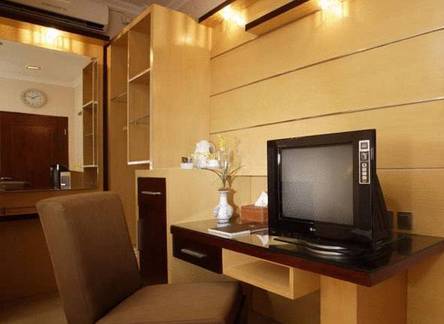 Отель Adya Nalendra Boutique Hotel 