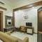 Отель Ndalem Maharani Guest House 