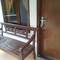 Отель Ndalem Suratin Guesthouse 