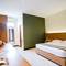 Отель Cakra Kusuma Hotel