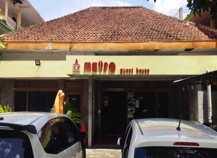 Отель Metro Guest House 
