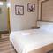 Отель Stefanie Grace Paradise Inn 